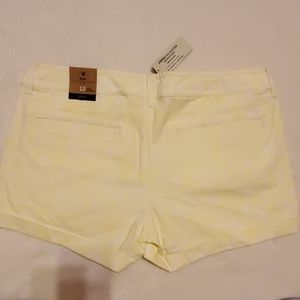 NWT!! American Eagle Midi Low Rise Stretch Shorts